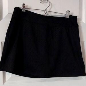 Activ8 Black Textured Skort NWOT